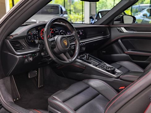 Used 2020 Porsche 911 Carrera S RWD image 75