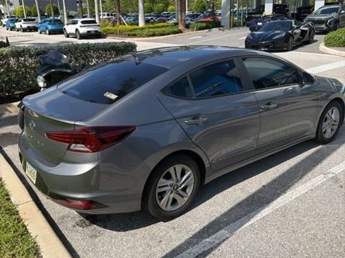 Used 2020 Hyundai Elantra Value Edition FWD image 4