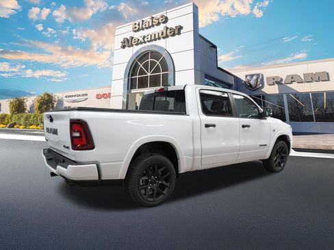 New 2026 RAM 1500 Laramie AWD/4WD image 3