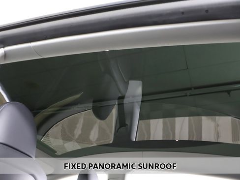 Used 2023 Tesla Model Y Long Range image 5