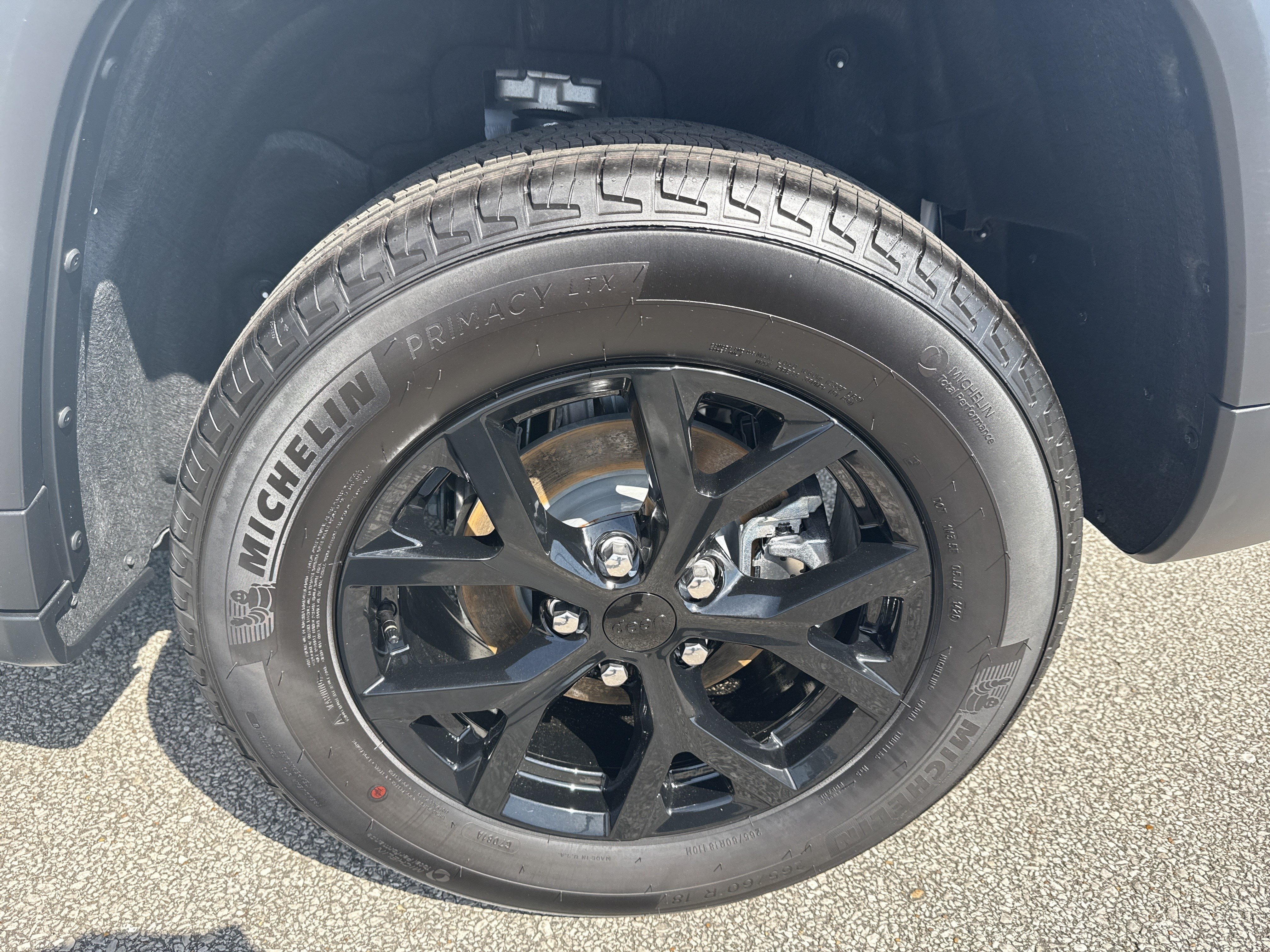 New 2026 Jeep Grand Cherokee Altitude RWD image 20