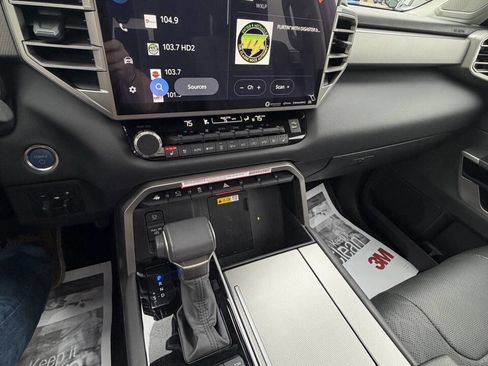 Used 2024 Toyota Sequoia Limited image 10