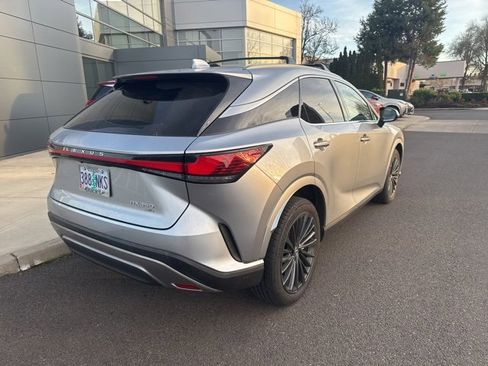 Used 2024 Lexus RX 350 Premium image 3
