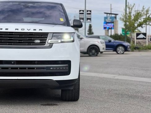 Used 2023 Land Rover Range Rover SE AWD/4WD image 12