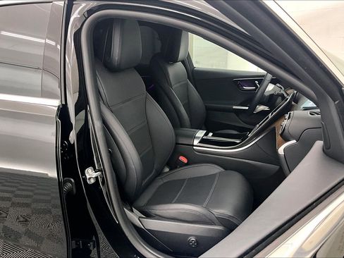Certified 2024 Mercedes-Benz C 300 4MATIC Sedan image 6
