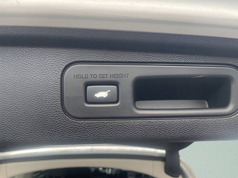 Used 2025 Honda Odyssey EX-L image 16