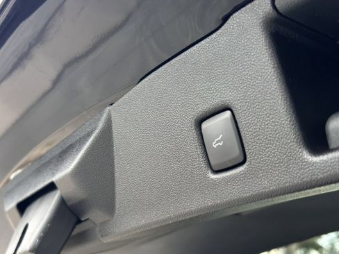 New 2025 Ford Escape Base w/ PHEV Premium Package image 8