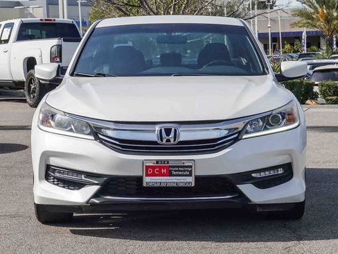 Used 2017 Honda Accord Sport Special Edition image 2