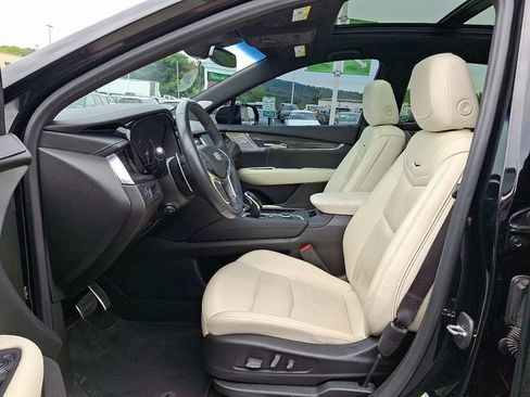 Used 2023 Cadillac XT5 Sportv AWD/4WD image 13