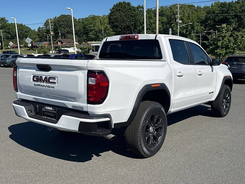 Used 2024 GMC Canyon Elevation RWD image 3
