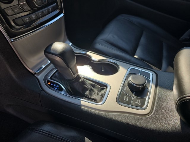 Used 2019 Jeep Grand Cherokee Limited AWD/4WD image 16