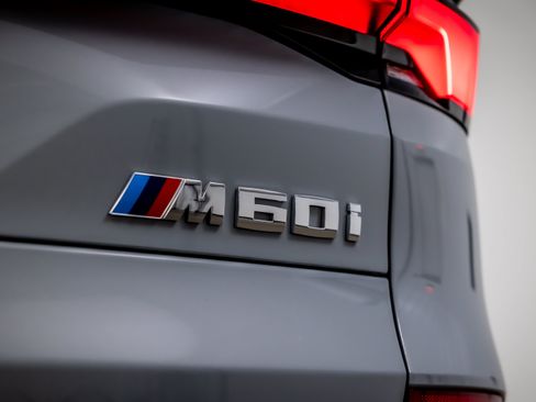 Used 2024 BMW X5 M60i AWD/4WD image 35