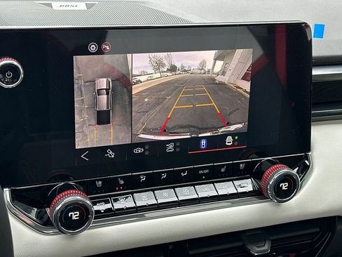 New 2026 GMC Canyon AT4X w/ AT4X AEV Edition AWD/4WD image 16