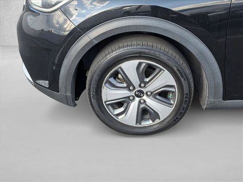 Used 2018 Kia Niro LX FWD image 14