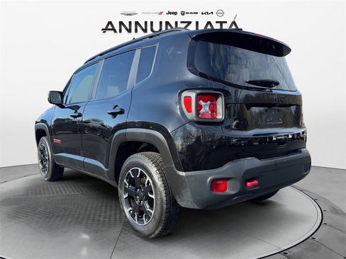 Used 2023 Jeep Renegade Trailhawk image 3