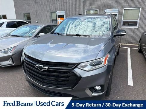 Used 2019 Chevrolet Traverse LT w/ LT Premium Package AWD/4WD image 1