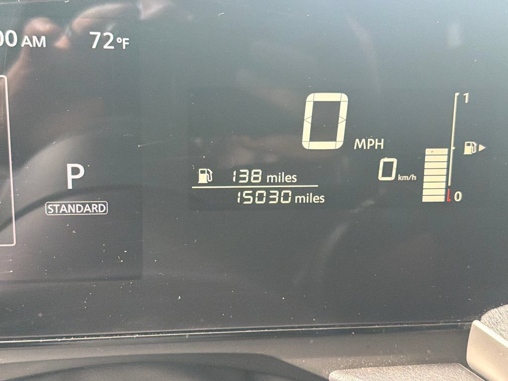 Used 2025 Nissan Kicks SV AWD/4WD image 20