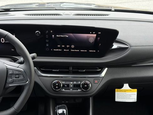 New 2026 Buick Envista Preferred w/ Convenience I Package image 4