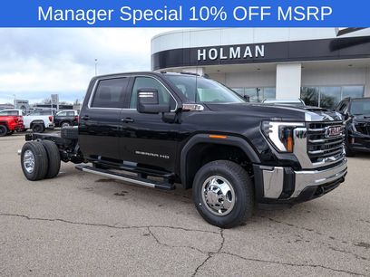 New 2026 GMC Sierra 3500 SLE