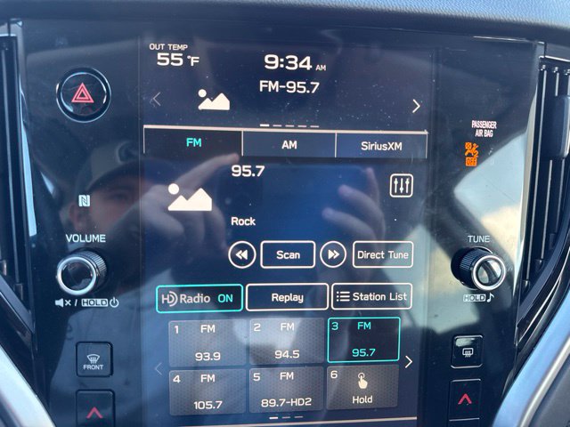 Used 2025 Subaru Outback Premium AWD/4WD image 24