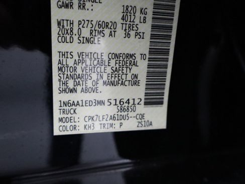 Used 2021 Nissan Titan Platinum Reserve w/ Moonroof Package image 31