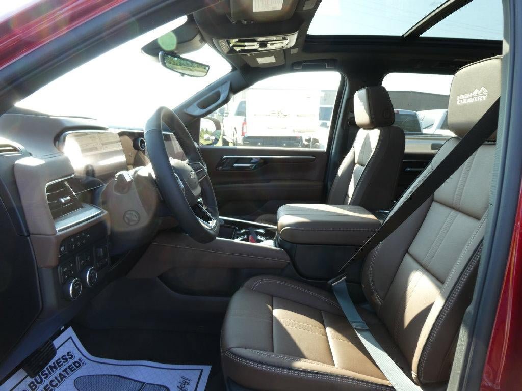 New 2026 Chevrolet Suburban High Country w/ Sun And Tow Package AWD/4WD image 17