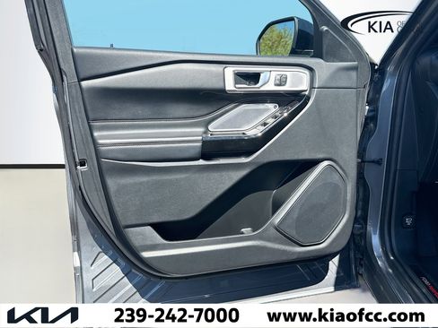 Used 2022 Ford Explorer ST w/ Equipment Group 401A AWD/4WD image 21