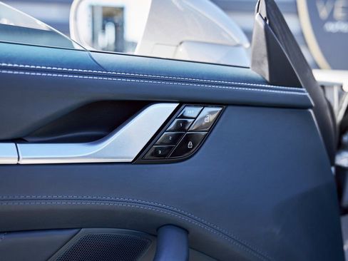 Used 2021 Porsche 911 Turbo S image 30