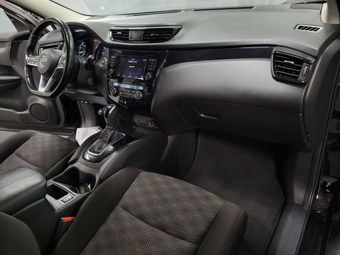 Used 2020 Nissan Rogue Sport SV w/ All-Weather Package AWD/4WD image 33