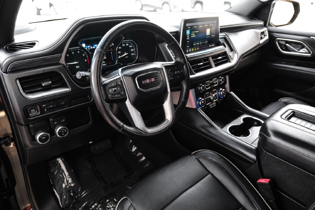 Used 2021 GMC Yukon SLT w/ SLT Premium Package RWD image 2