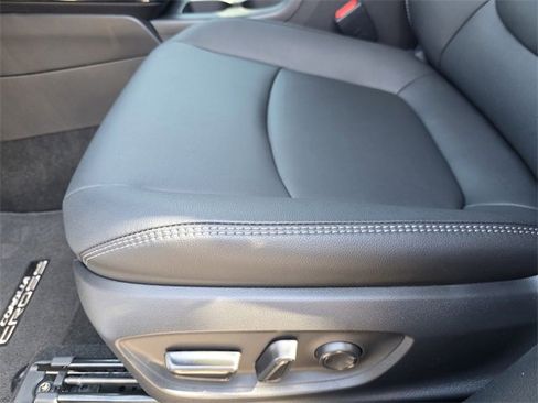 New 2026 Toyota Corolla Cross XLE w/ Convenience Package image 17