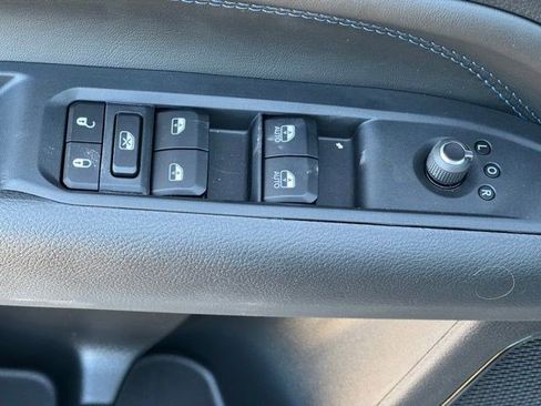 New 2026 Jeep Compass Latitude AWD/4WD image 10