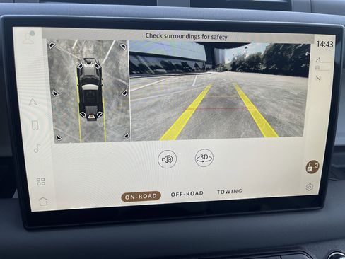 New 2025 Land Rover Defender 110 S image 24