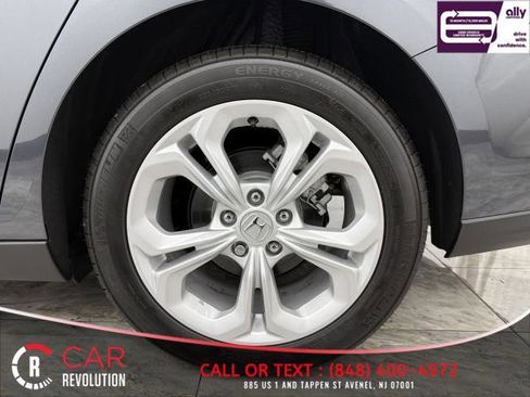 Used 2025 Honda Accord LX image 11