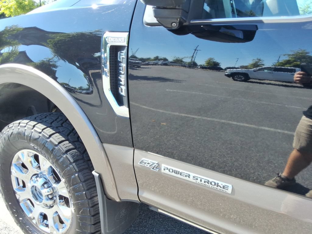 Used 2021 Ford F350 King Ranch w/ King Ranch Ultimate Package AWD/4WD image 11