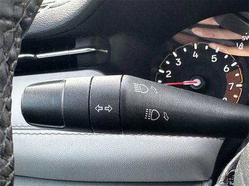 Certified 2024 Jeep Compass Limited image 36