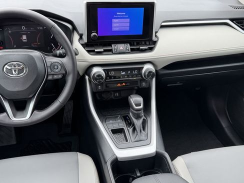 Used 2025 Toyota RAV4 XLE Premium FWD image 17