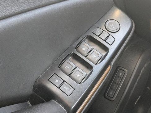 Used 2019 GMC Yukon Denali w/ Denali Ultimate Package image 32