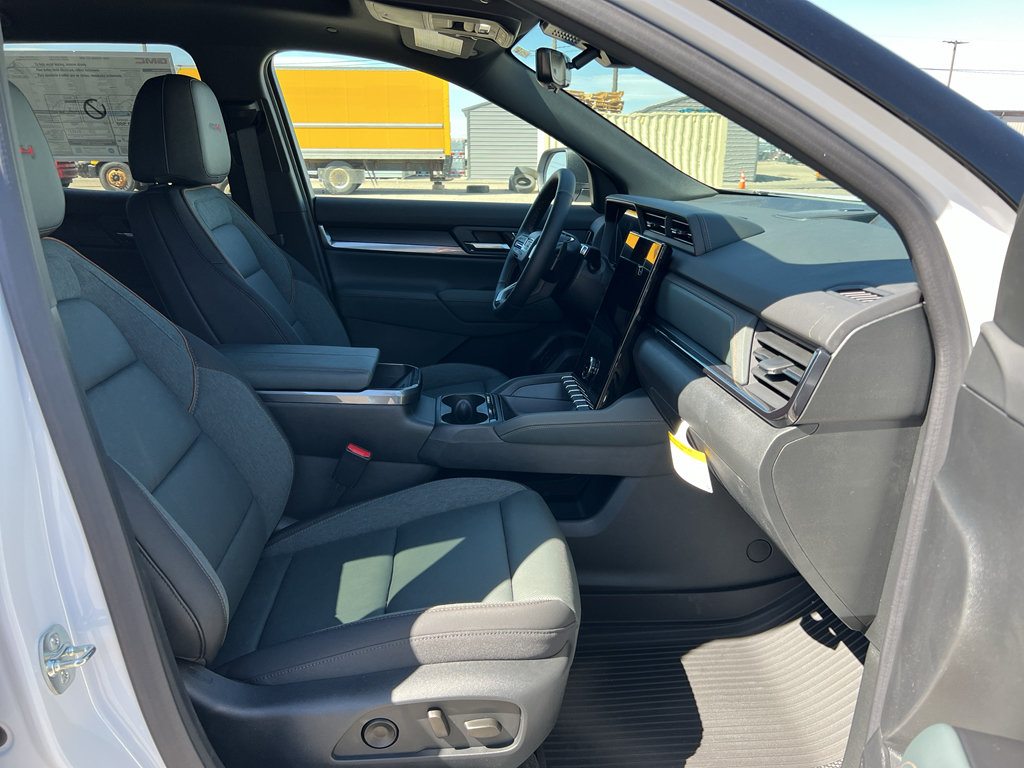New 2026 GMC Terrain AT4 w/ Convenience Package III AWD/4WD image 25
