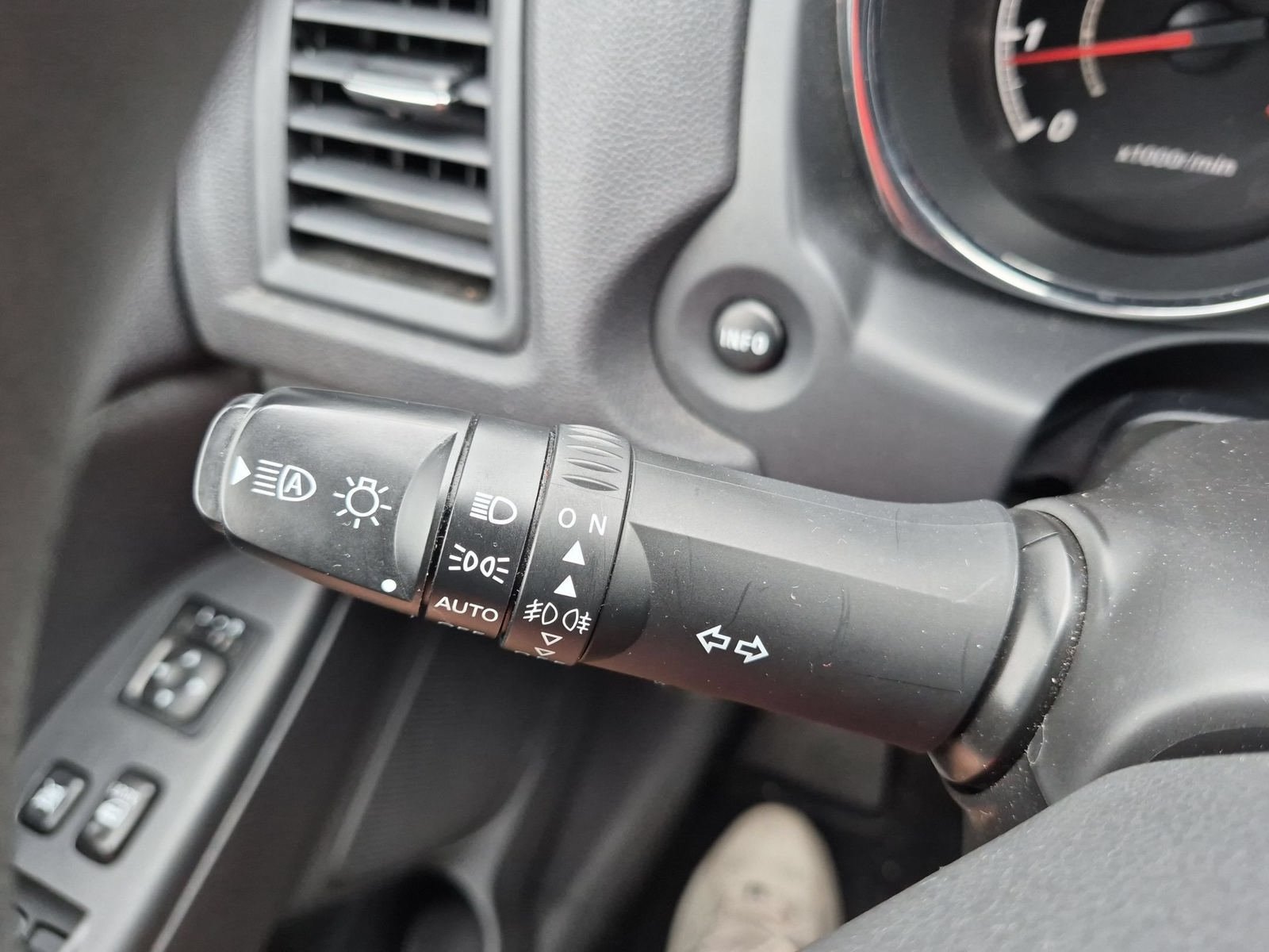 Used 2024 Mitsubishi Outlander Sport AWD image 16