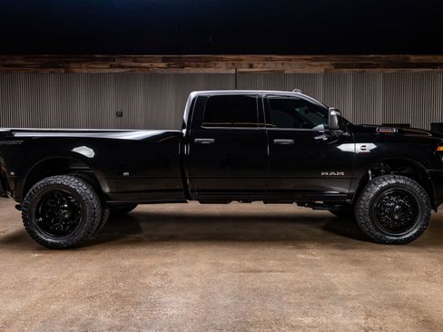 Used 2025 RAM 3500 Big Horn image 11