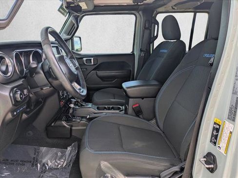 Used 2023 Jeep Wrangler Unlimited Rubicon 4xe w/ Cold Weather Group image 17