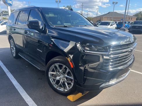 Used 2021 Chevrolet Tahoe LT image 2