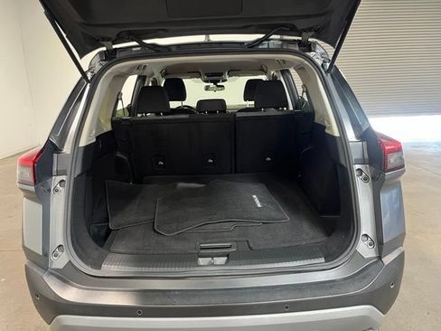 Used 2023 Nissan Rogue SV AWD/4WD image 17