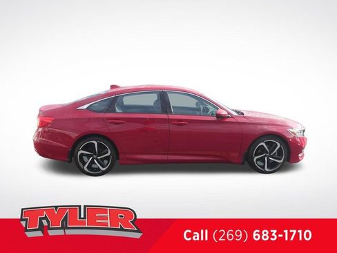 Used 2019 Honda Accord Sport image 9