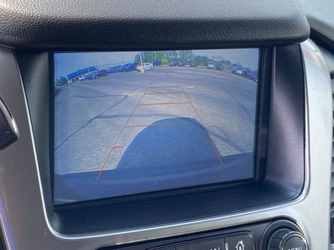 Used 2020 Chevrolet Tahoe LS AWD/4WD image 12