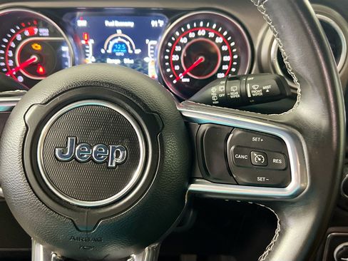 Used 2021 Jeep Wrangler Unlimited Rubicon AWD/4WD image 18