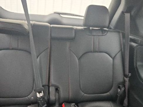 Used 2024 Honda Pilot TrailSport image 11