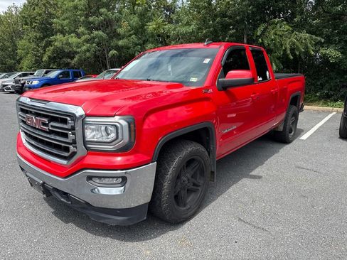Used 2016 GMC Sierra 1500 SLE w/ SLE Value Package AWD/4WD image 2