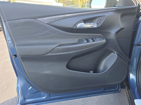 New 2026 Buick Envista Sport Touring image 11